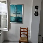 아파트 Sunny House 파르겔리아