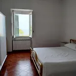 Sunny House بارغيليا